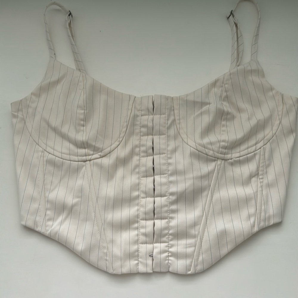 Kendall & Kylie Blue/White Stripped Crop Top Sz S